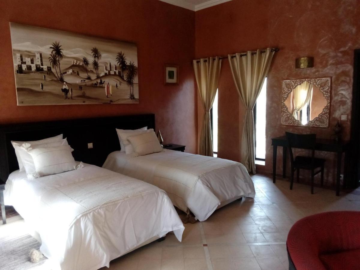 Le Petit Chateau Des Anges Ouled Bouzid Екстер'єр фото