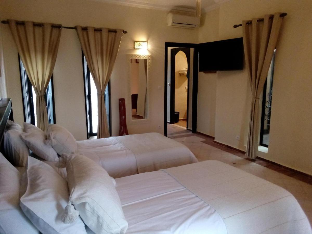 Le Petit Chateau Des Anges Ouled Bouzid Екстер'єр фото