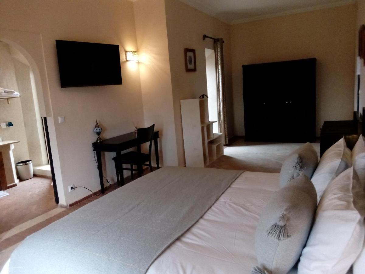 Le Petit Chateau Des Anges Ouled Bouzid Екстер'єр фото